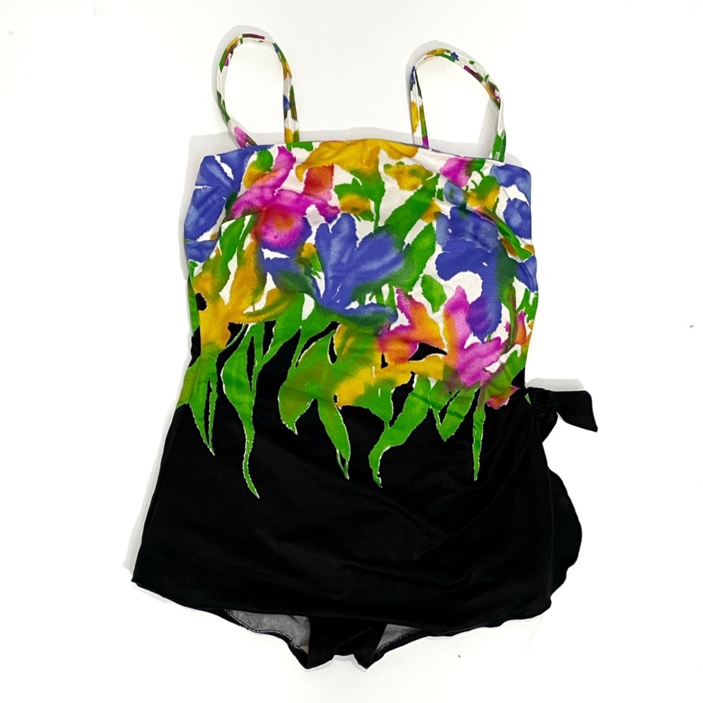 vintage • made in USA retro floral swimsuit